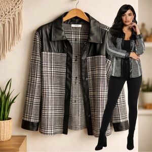 🛍️ SIONI Black White Plaid faux leather Collar button up Jacket Sweater Size med